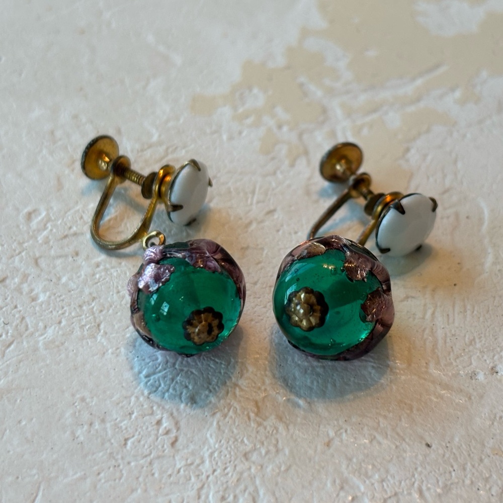 Antique Vtg Green Murano Dichroic Glass Lucite Wedding Cake Lamp work Earrings